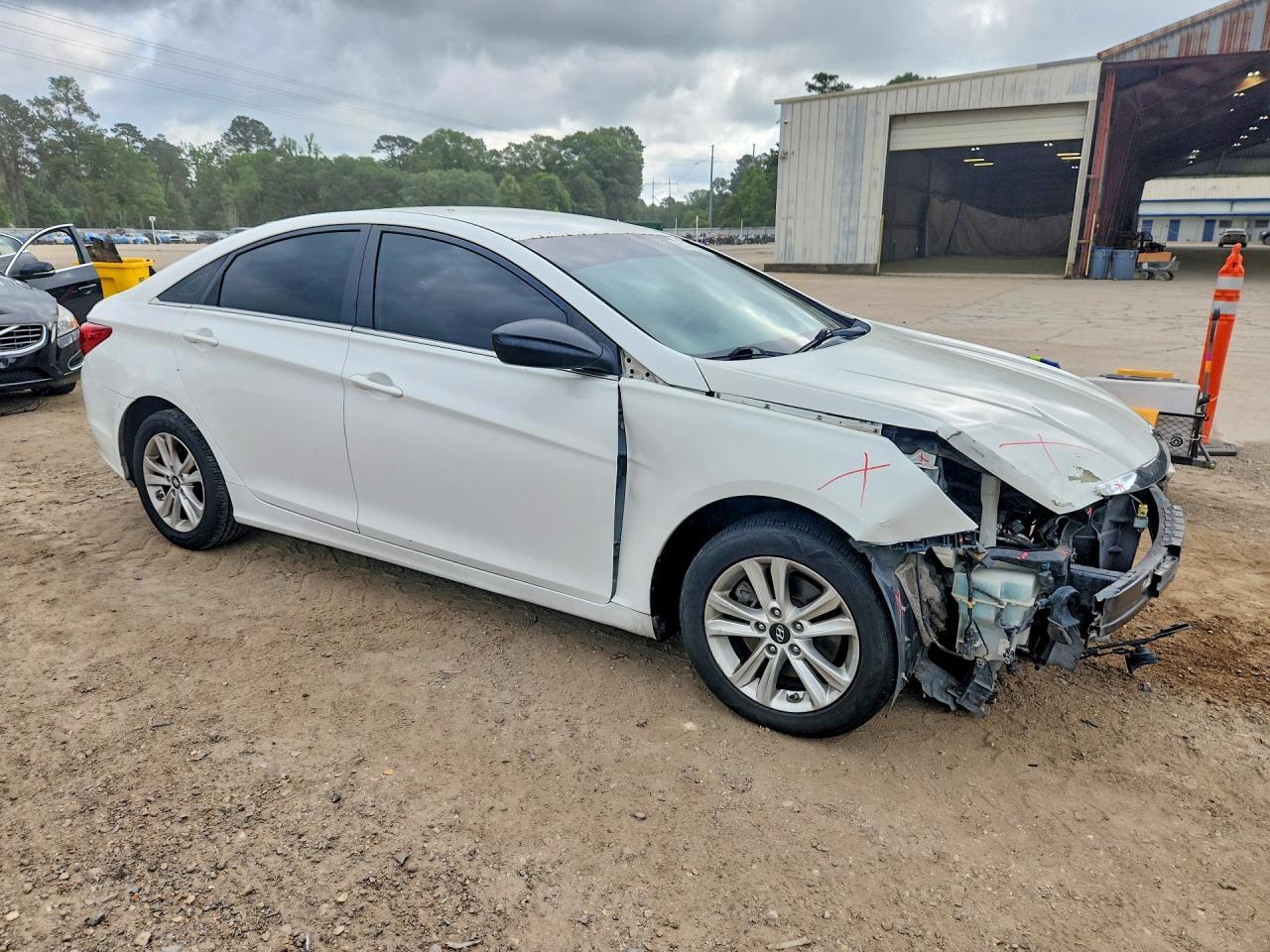 2013 HYUNDAI SONATA