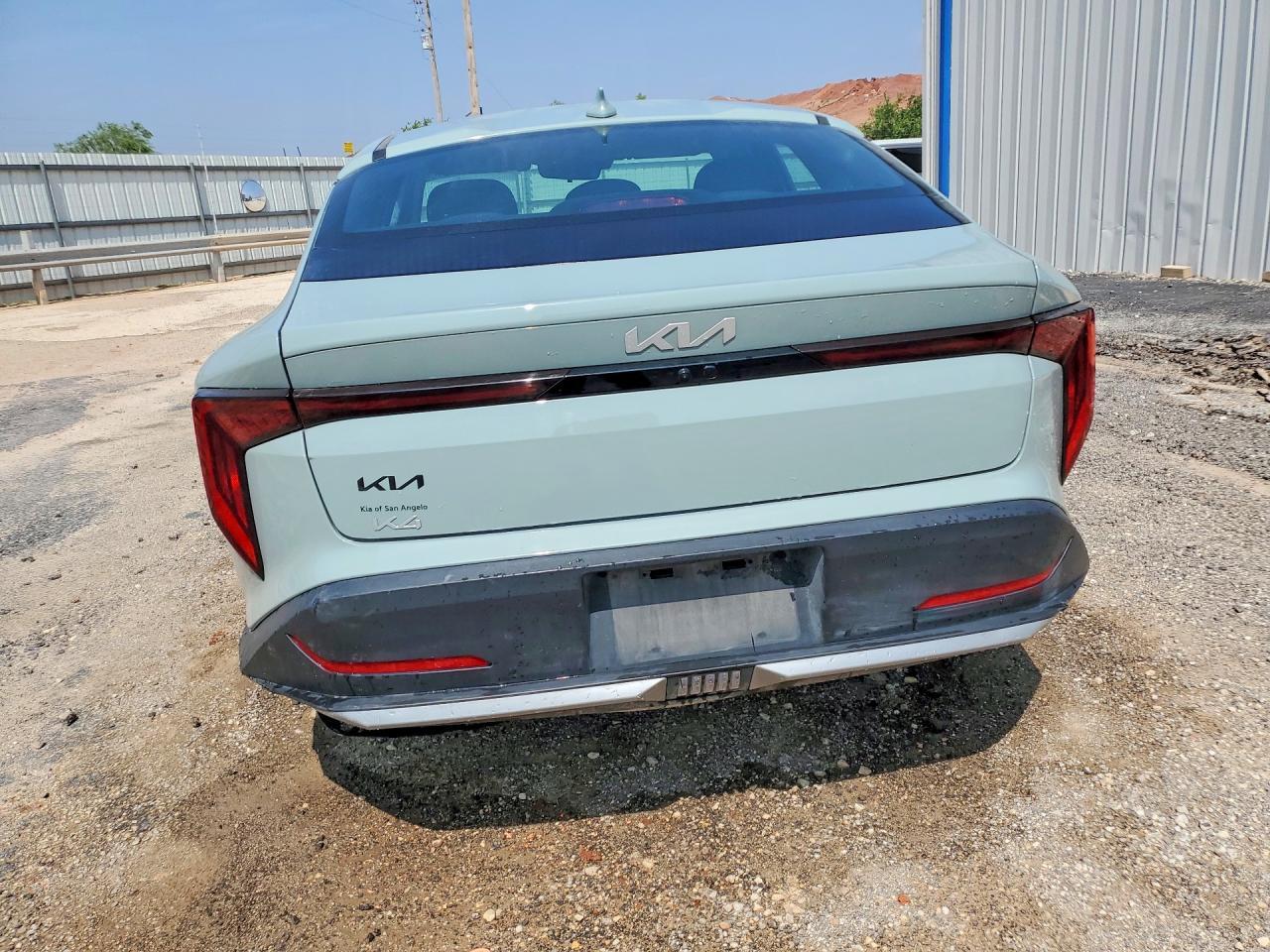 2025 KIA K4