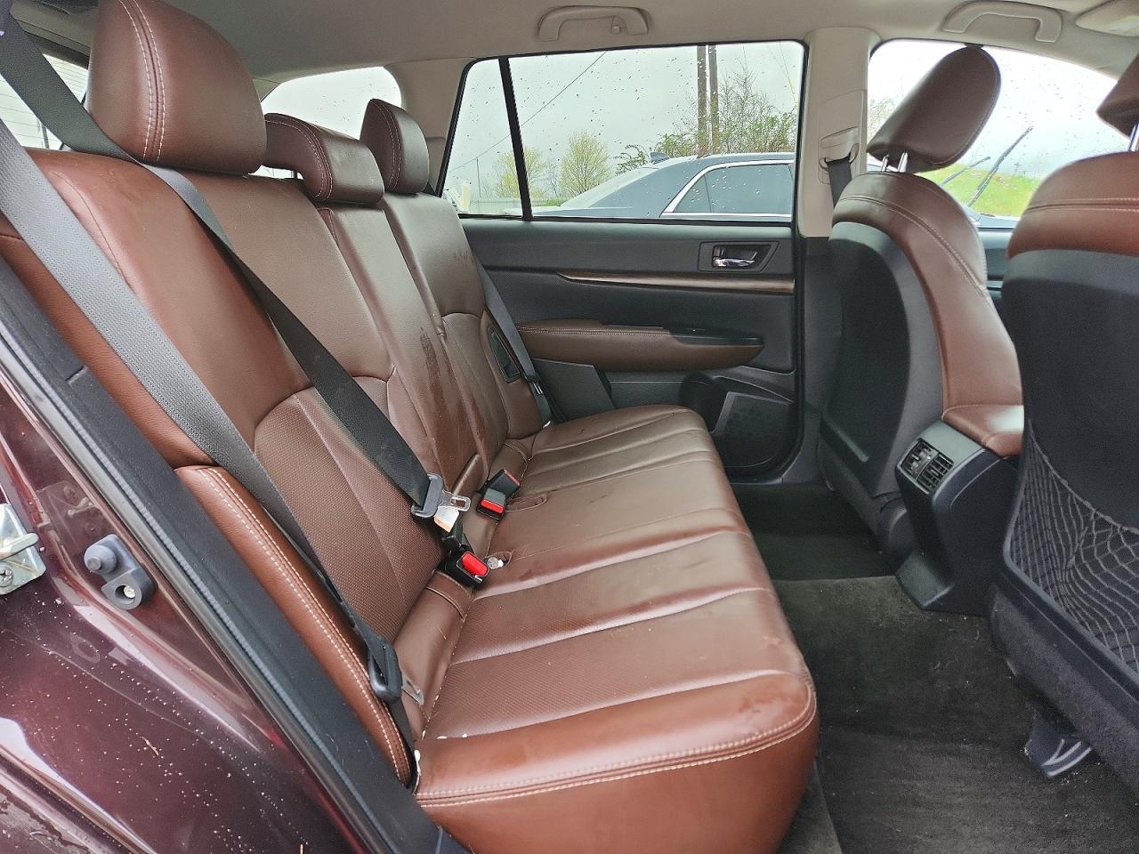 2013 SUBARU Outback