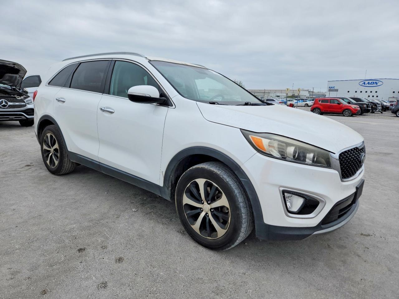 2016 KIA SORENTO