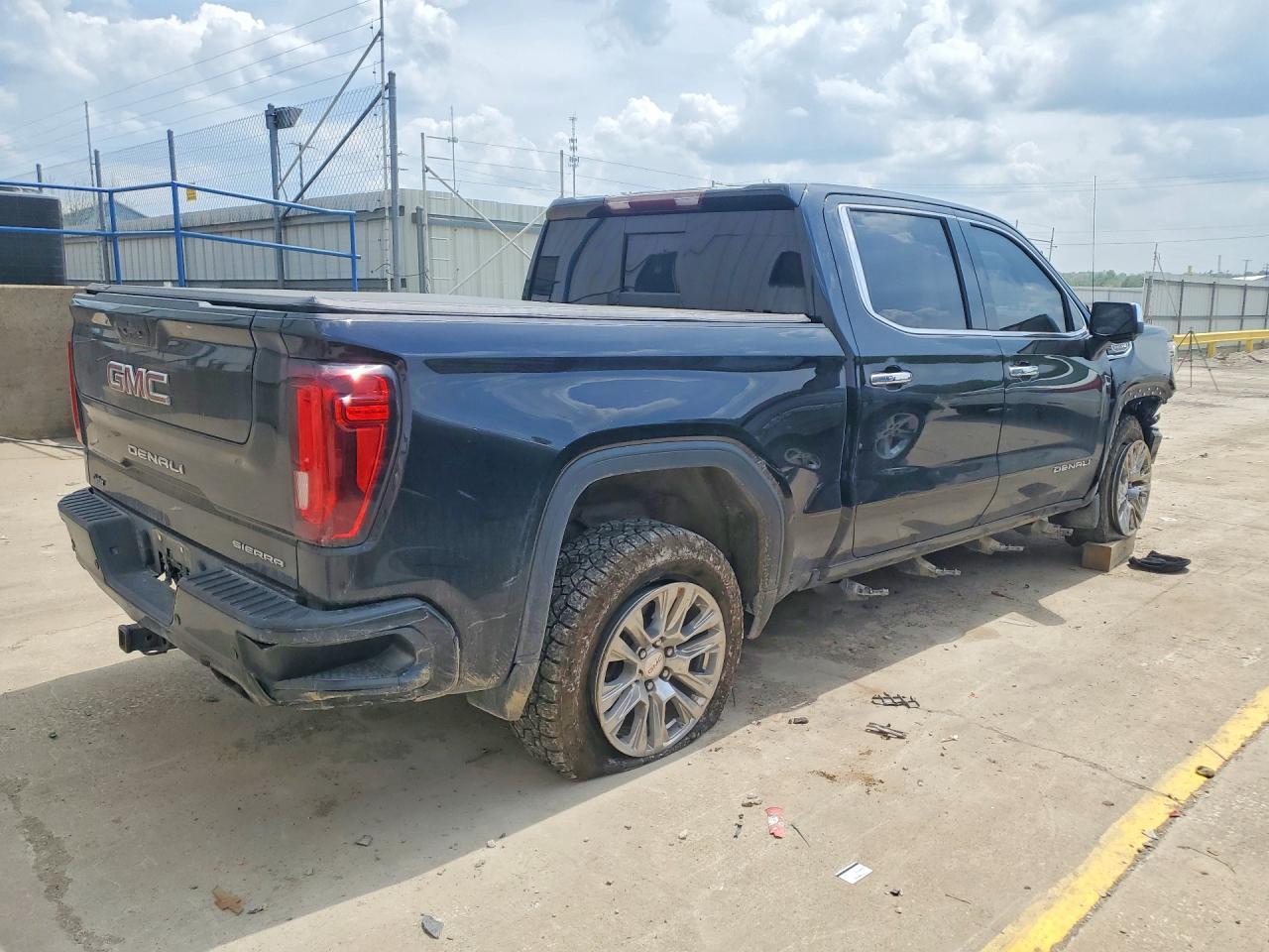 2021 GMC Sierra