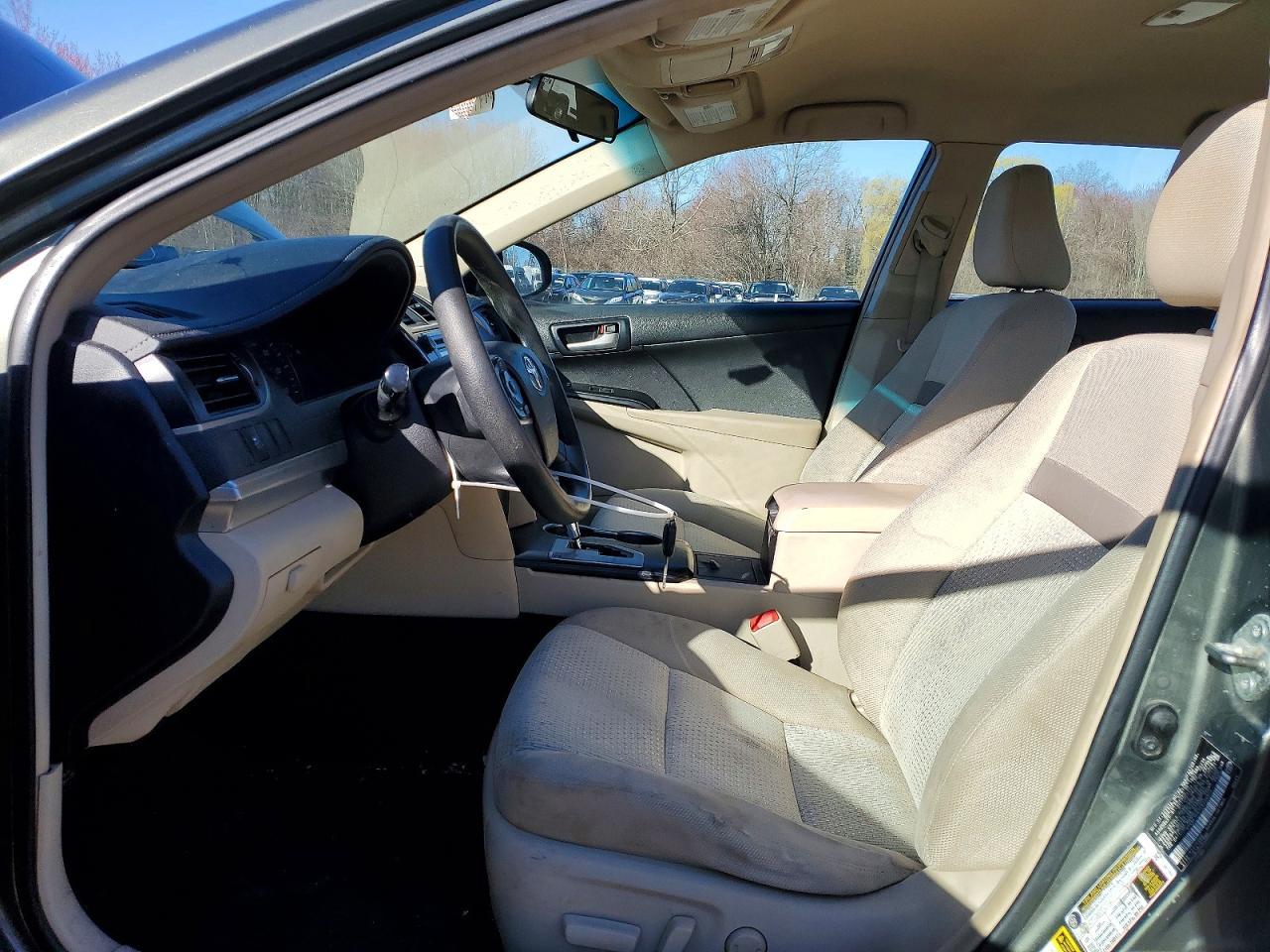 2014 TOYOTA CAMRY