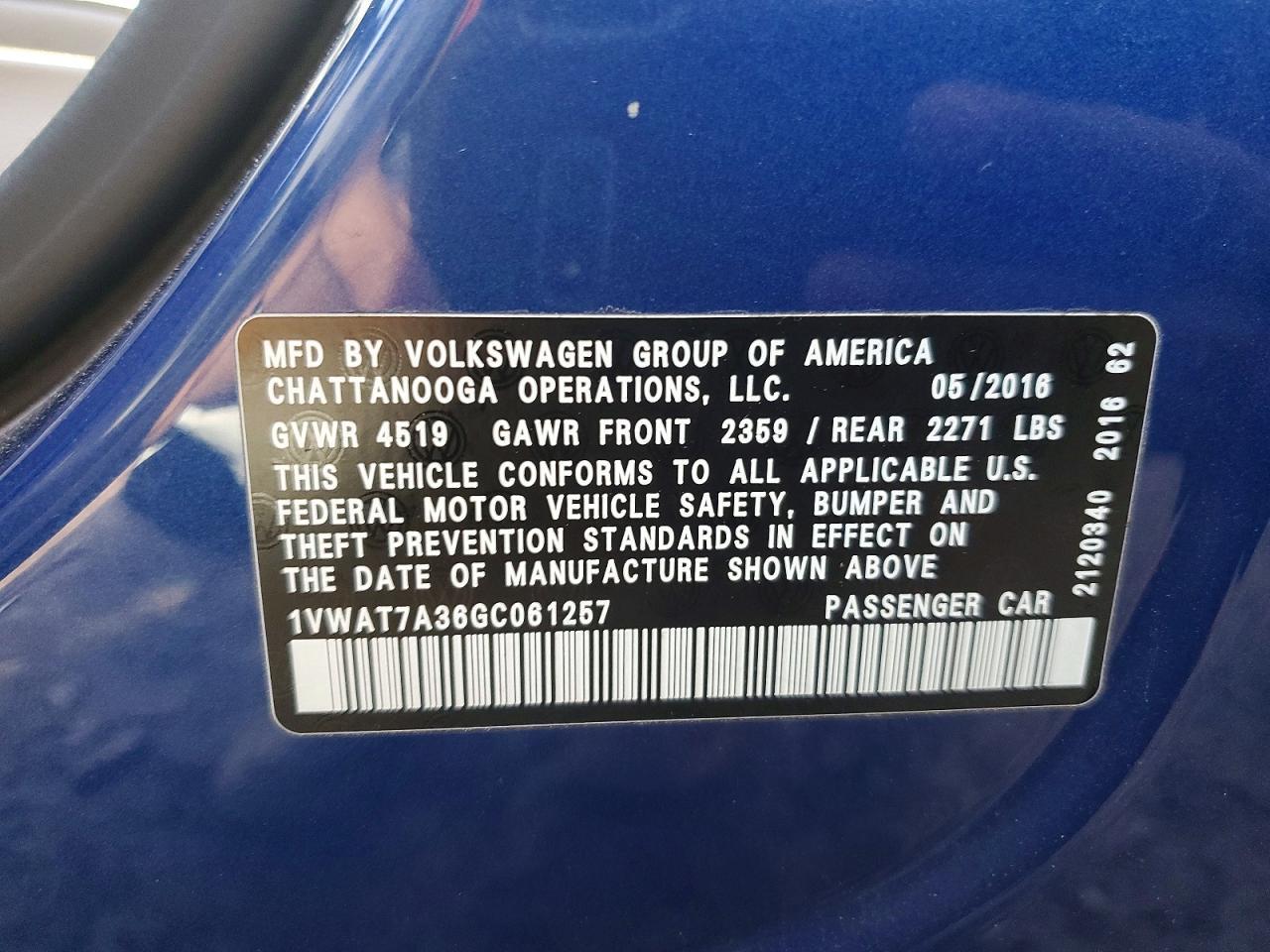 2016 VOLKSWAGEN Passat