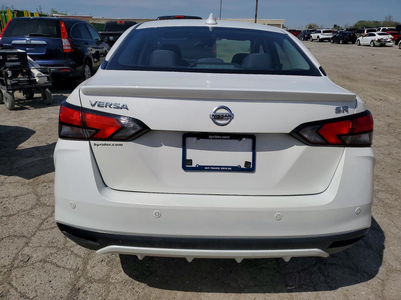 2020 NISSAN VERSA