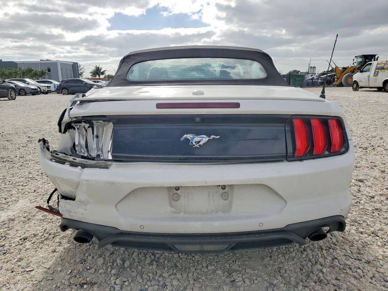 2020 FORD MUSTANG