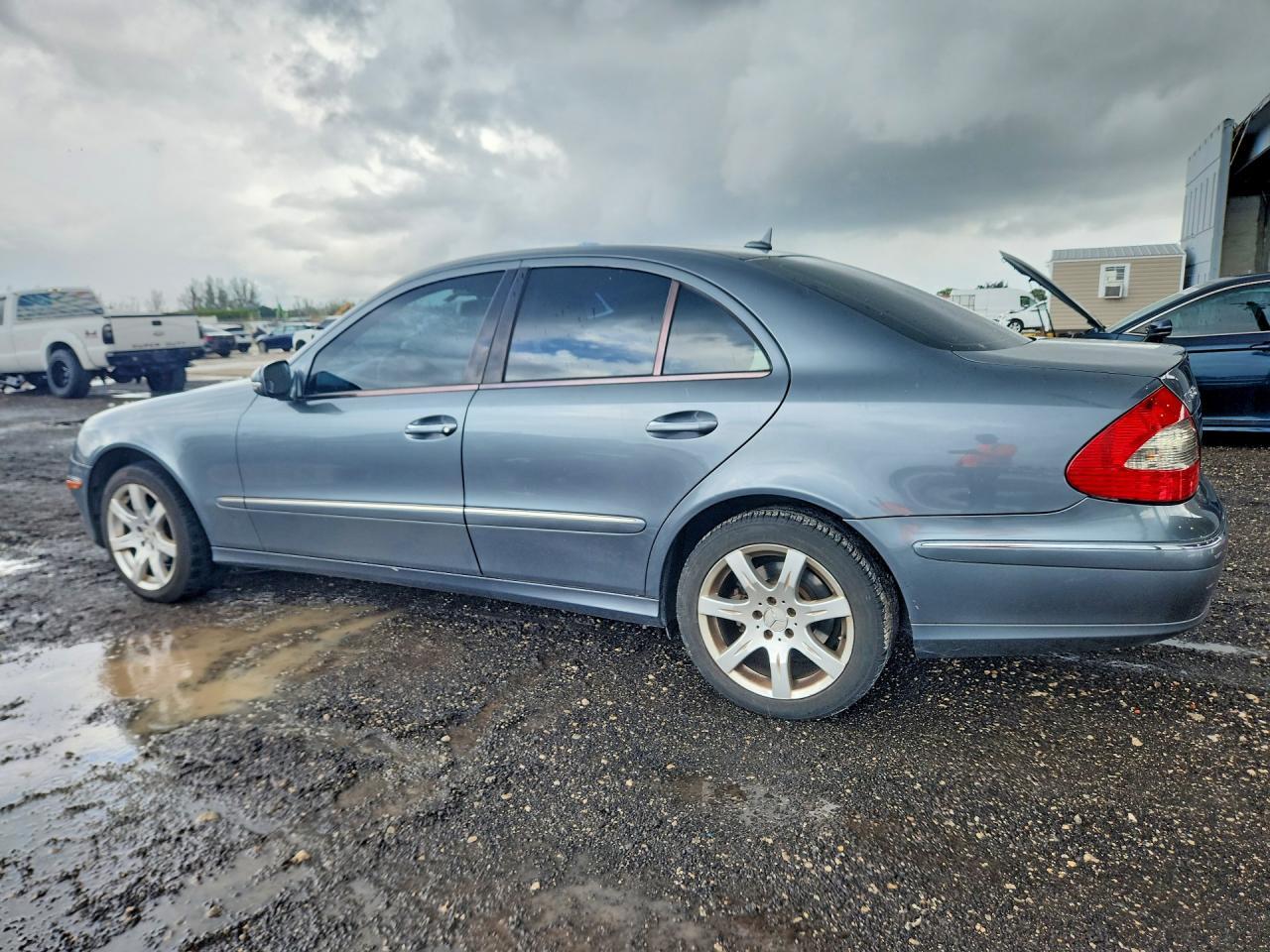 2007 MERCEDES-BENZ E-Class