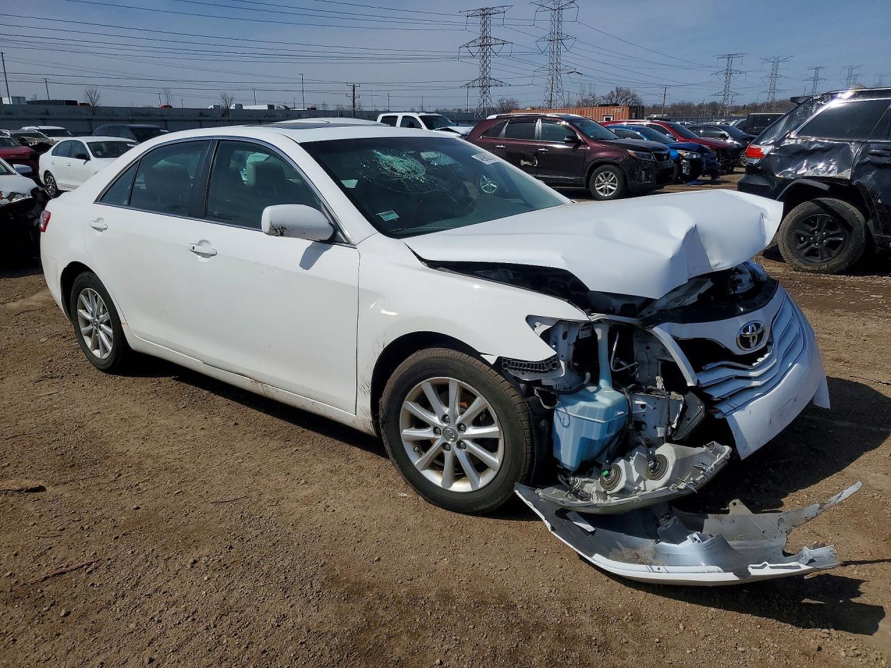 2011 TOYOTA CAMRY