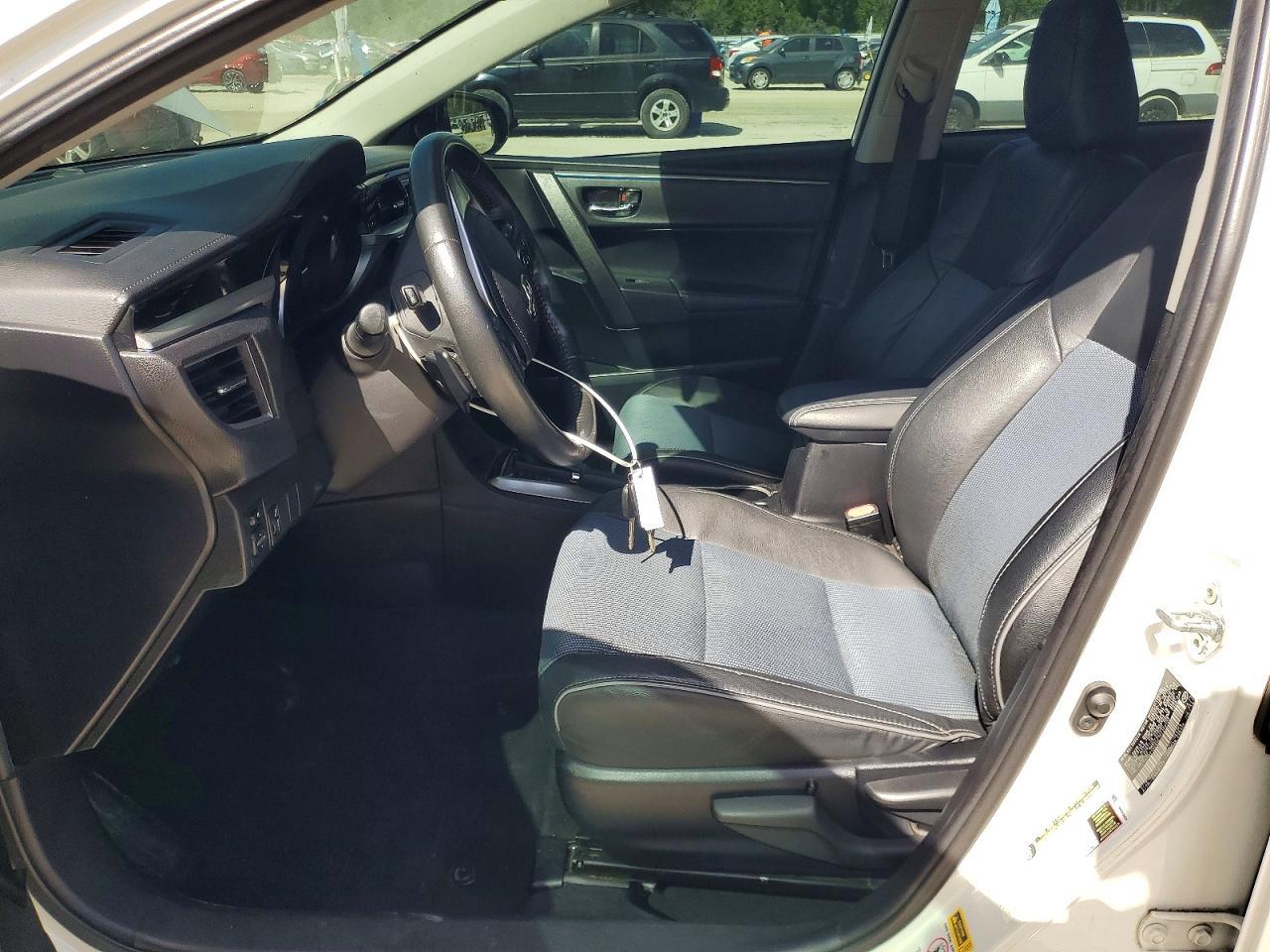 2015 TOYOTA COROLLA