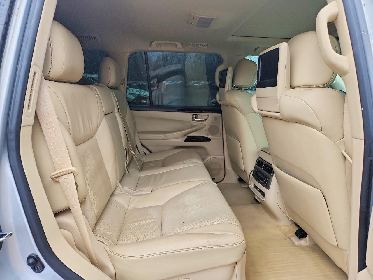 2013 LEXUS LX 570
