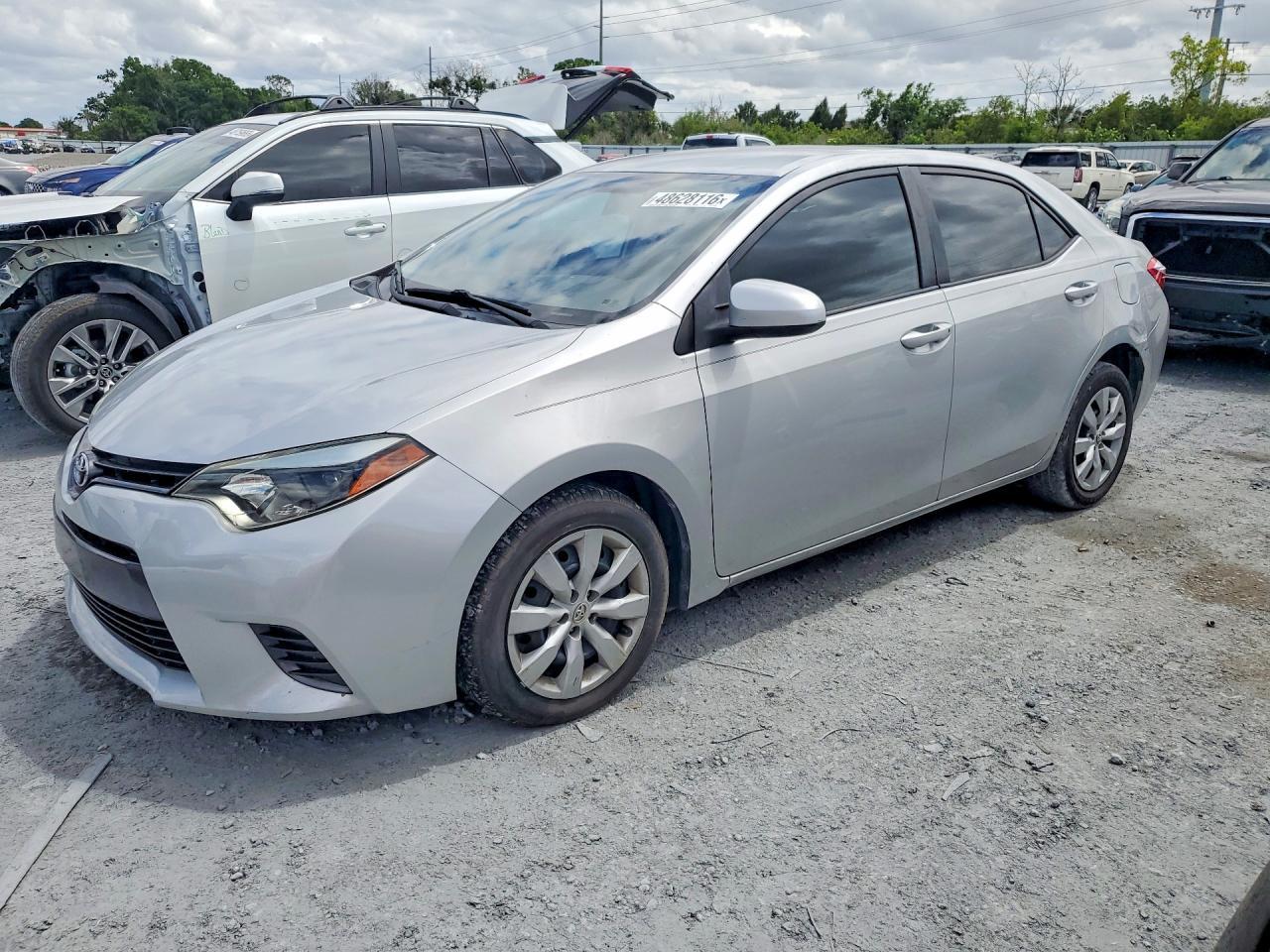 2015 TOYOTA COROLLA