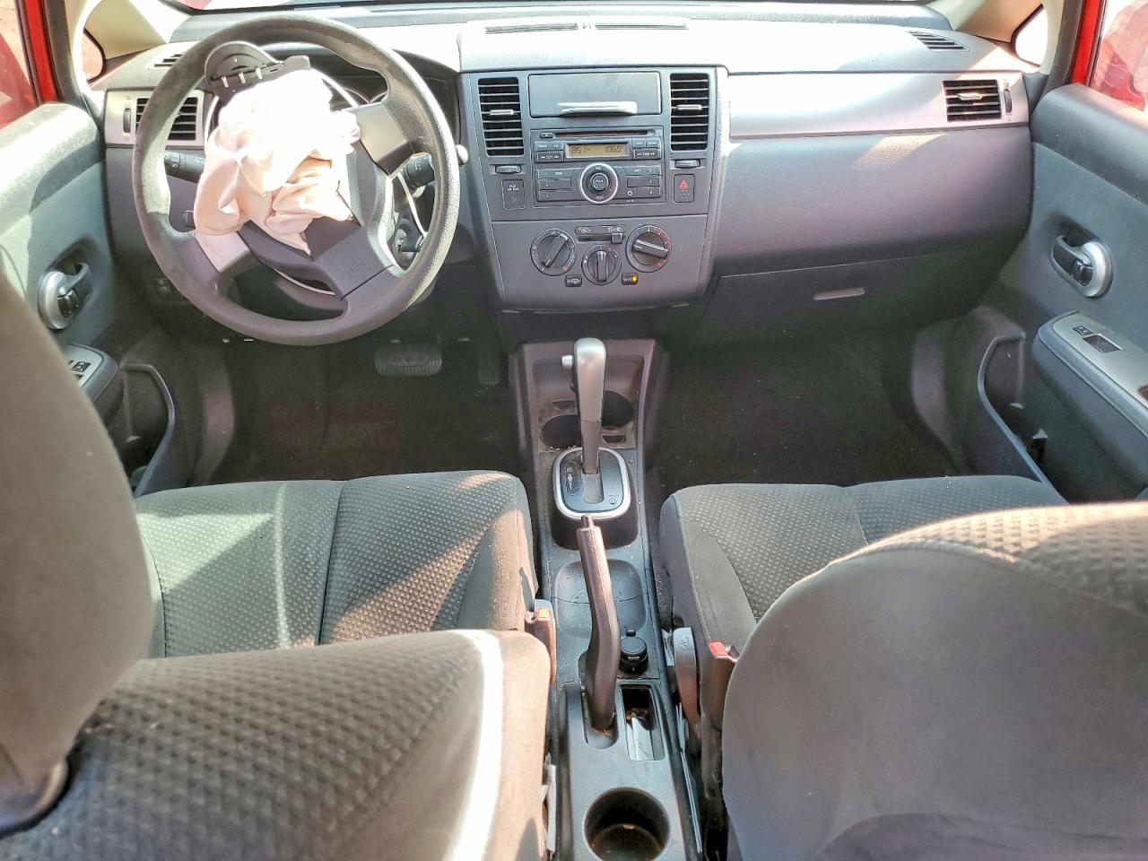 2011 NISSAN VERSA