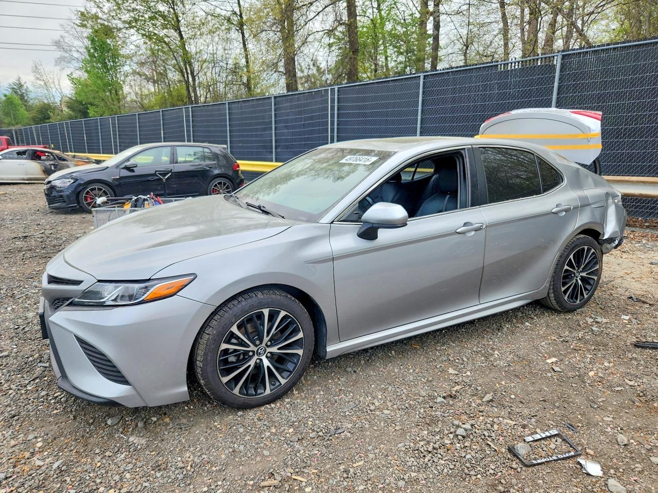 2018 TOYOTA CAMRY