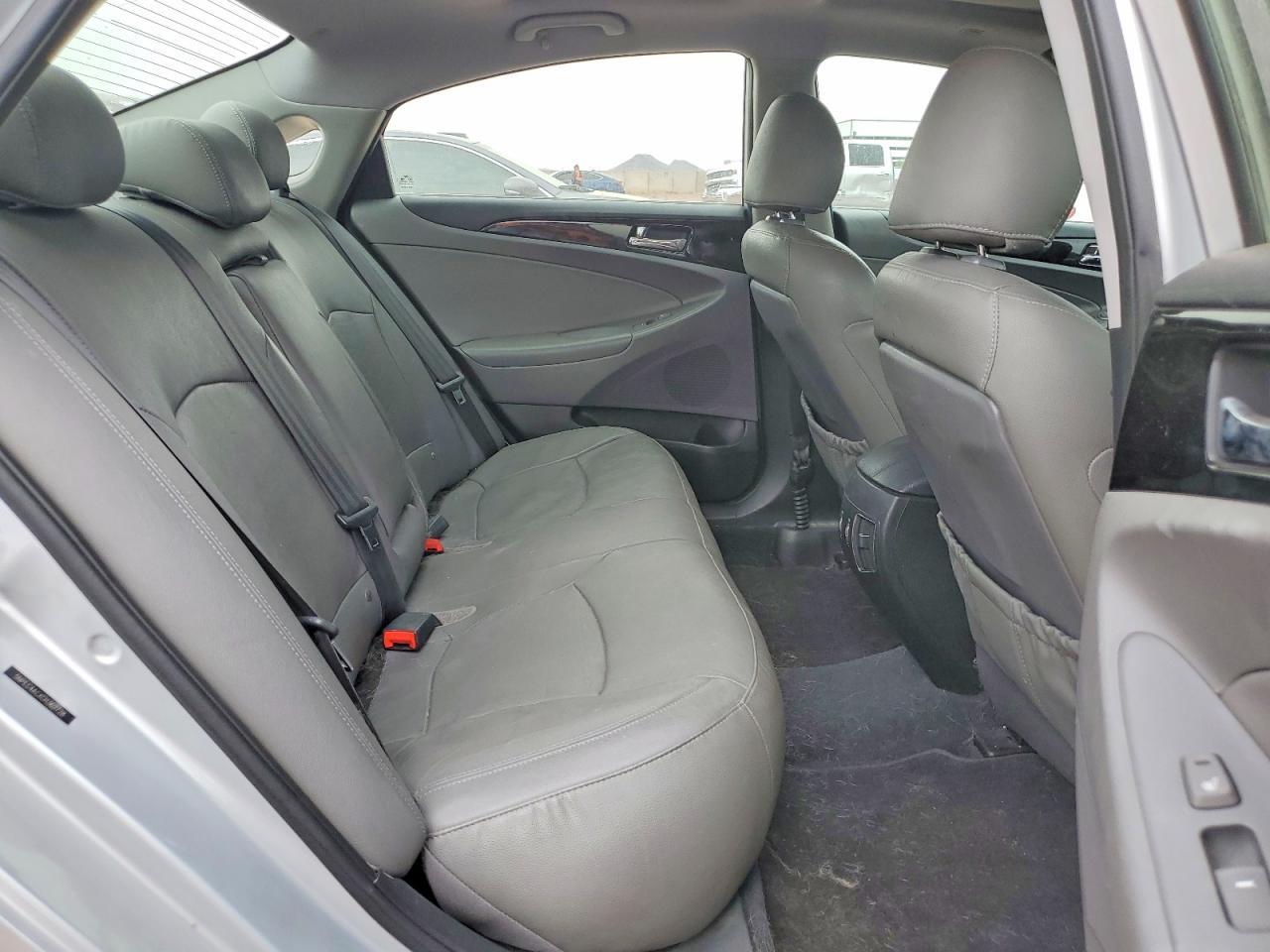 2012 HYUNDAI SONATA