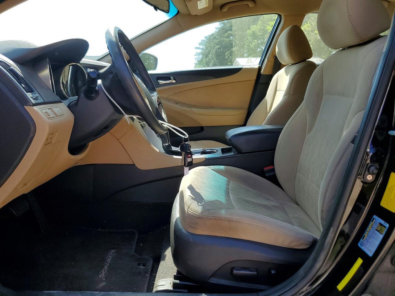 2011 HYUNDAI SONATA