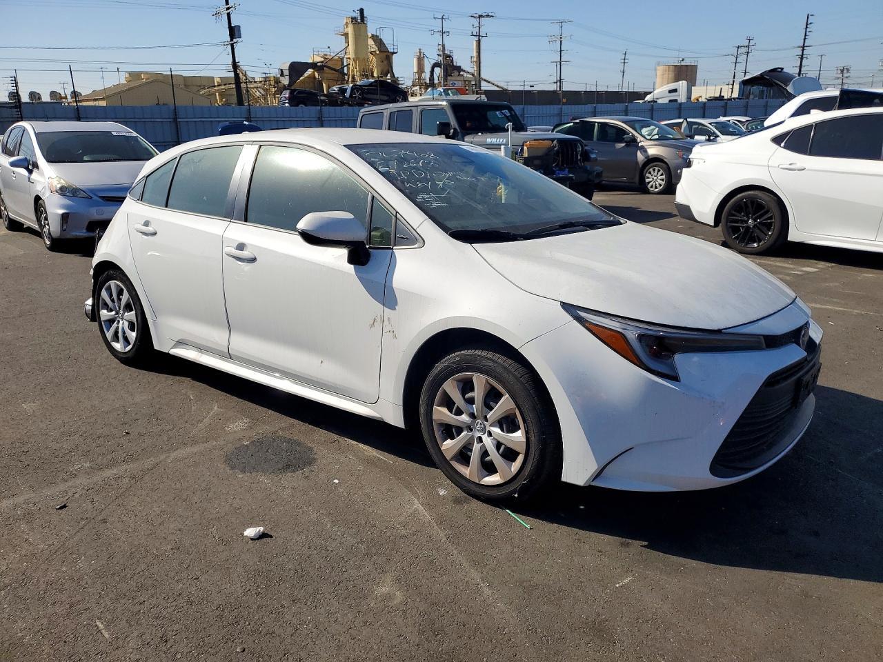 2025 TOYOTA COROLLA