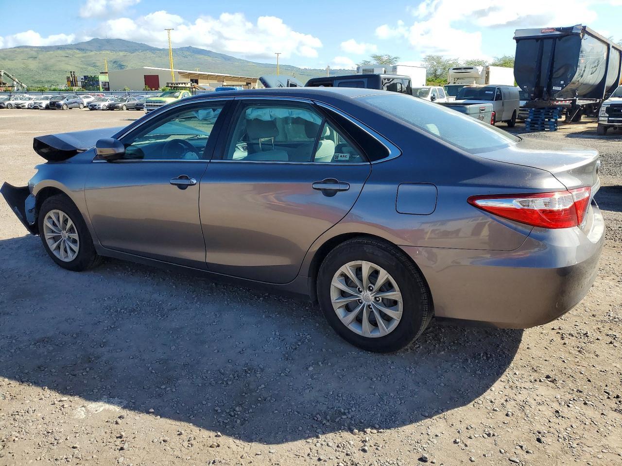 2016 TOYOTA CAMRY
