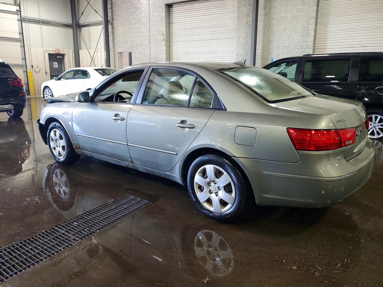 2010 HYUNDAI SONATA