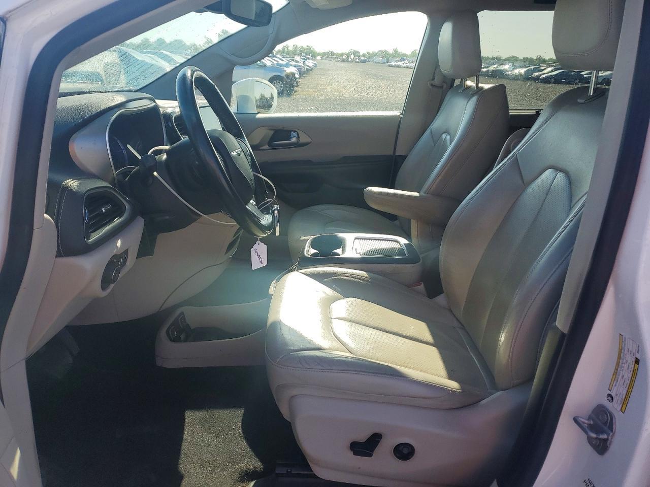 2021 CHRYSLER Pacifica