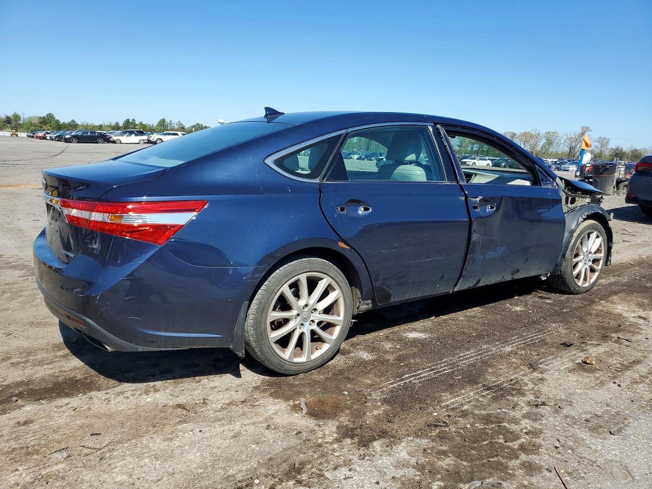 2014 TOYOTA Avalon