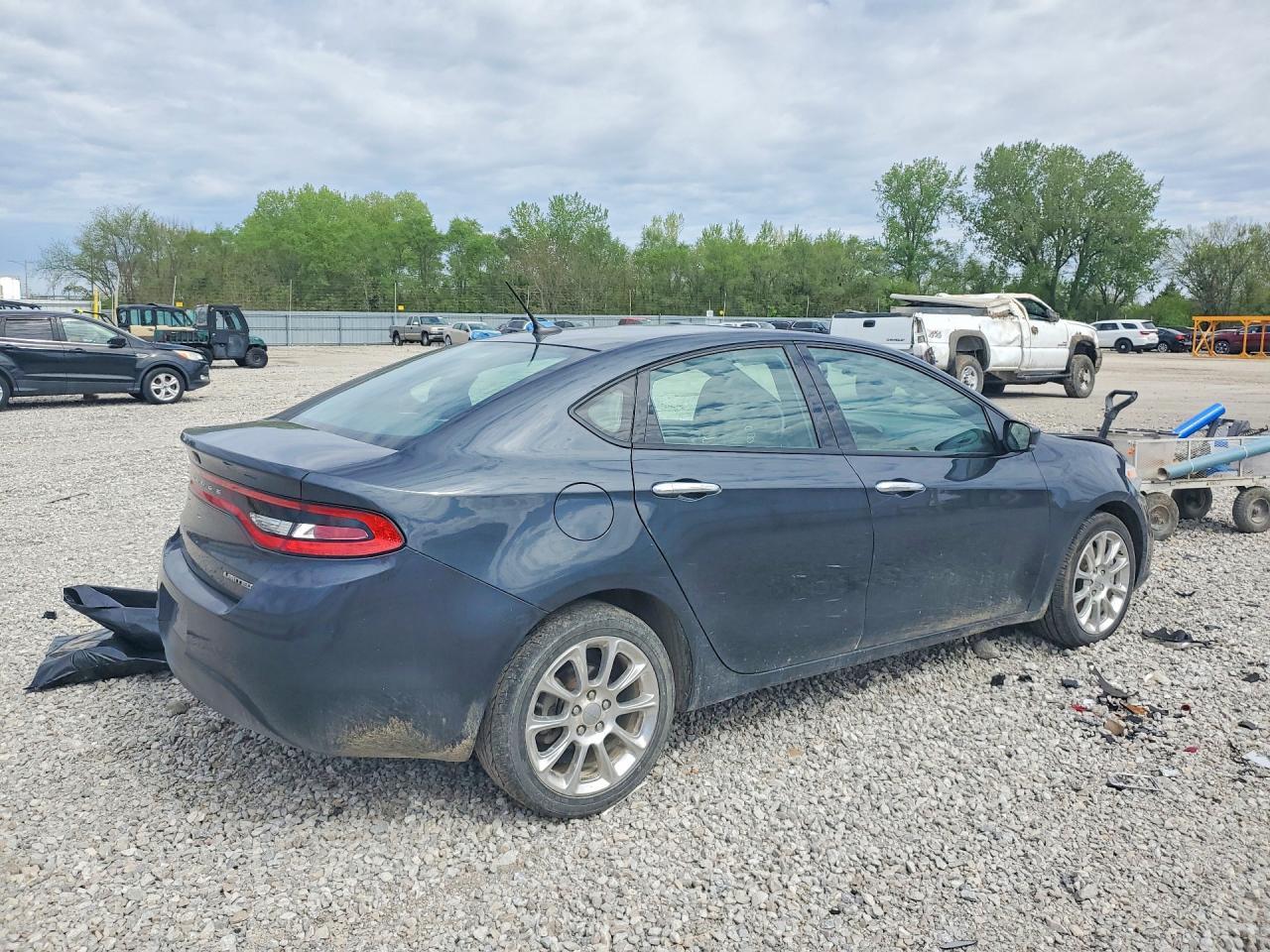 2013 DODGE Dart