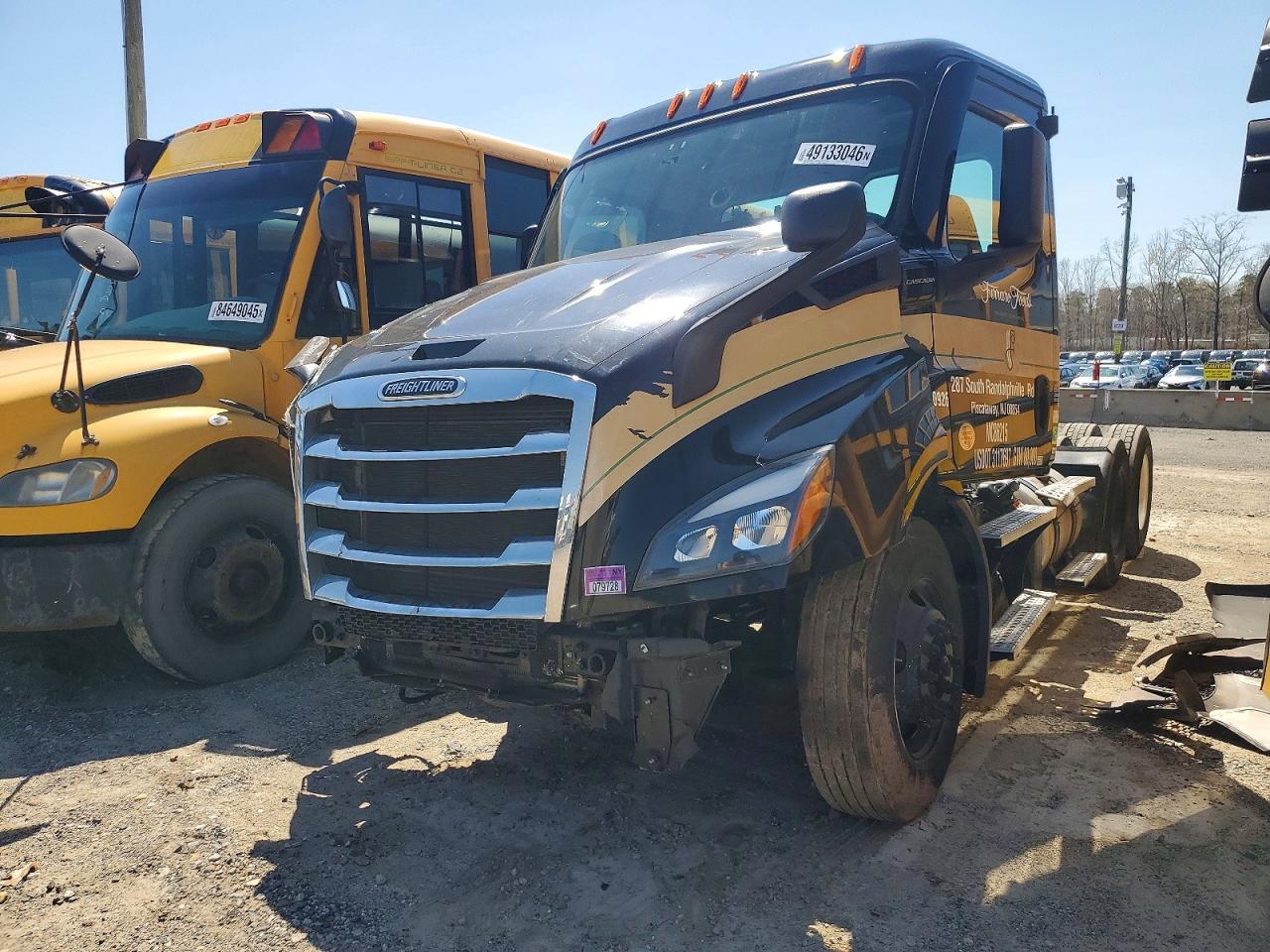 2024 FREIGHTLINER CASCADIA