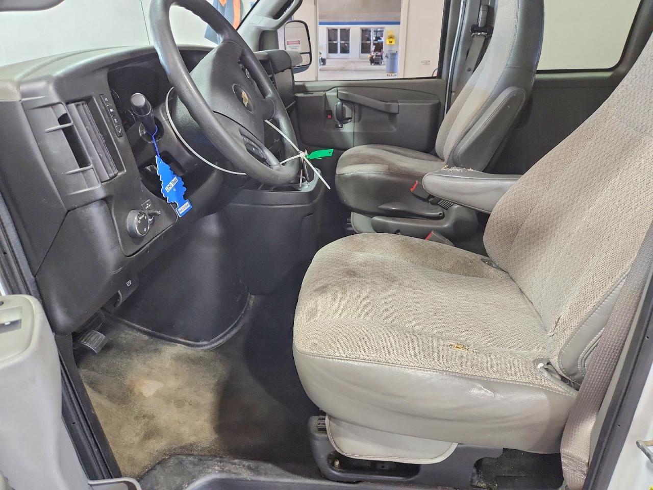 2019 CHEVROLET Express 3500