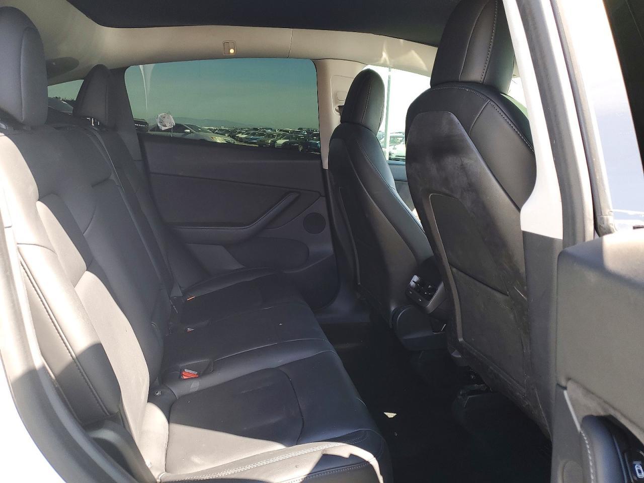 2020 TESLA MODEL Y