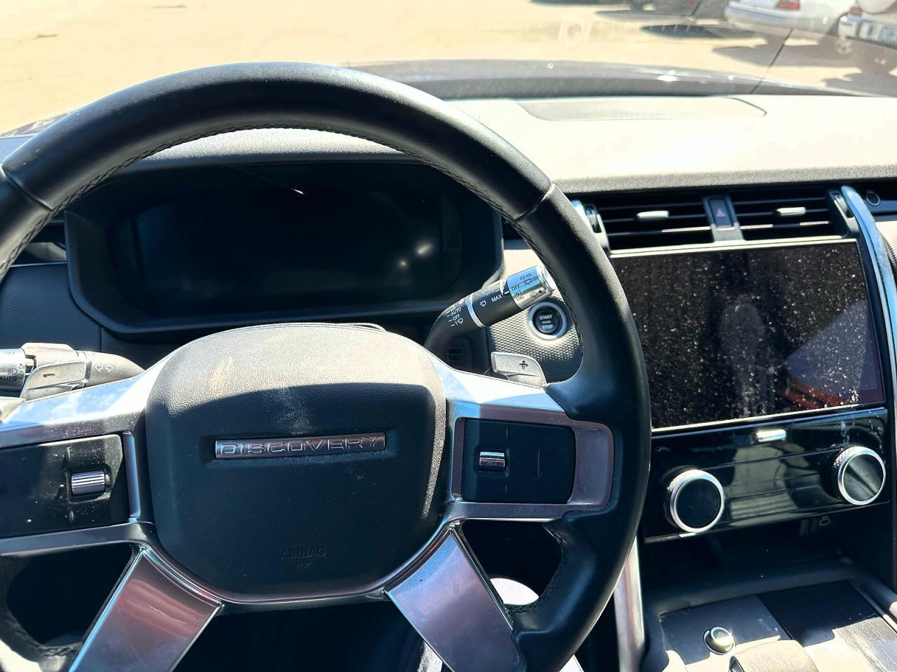 2022 LAND ROVER Discovery