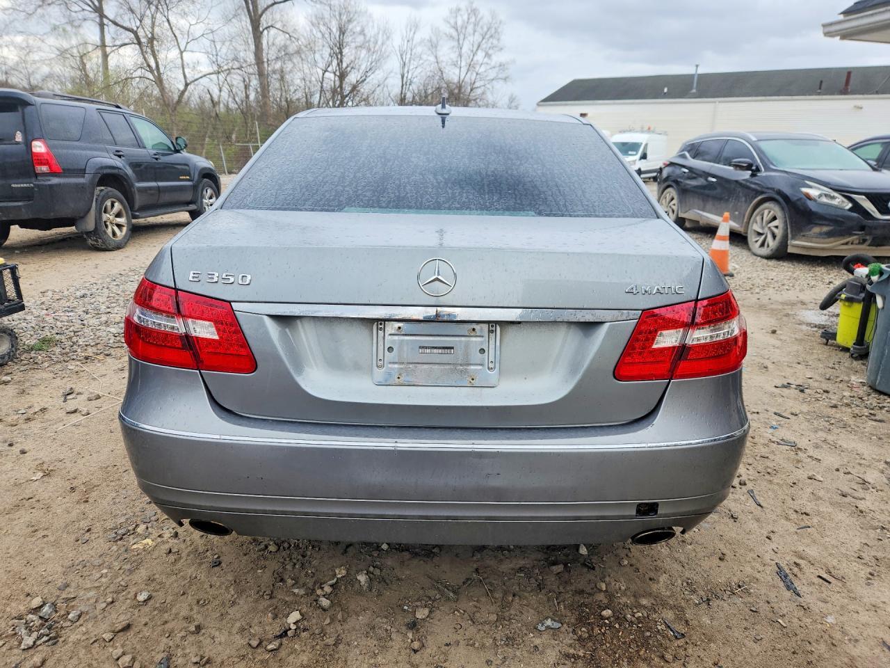 2010 MERCEDES-BENZ E-Class