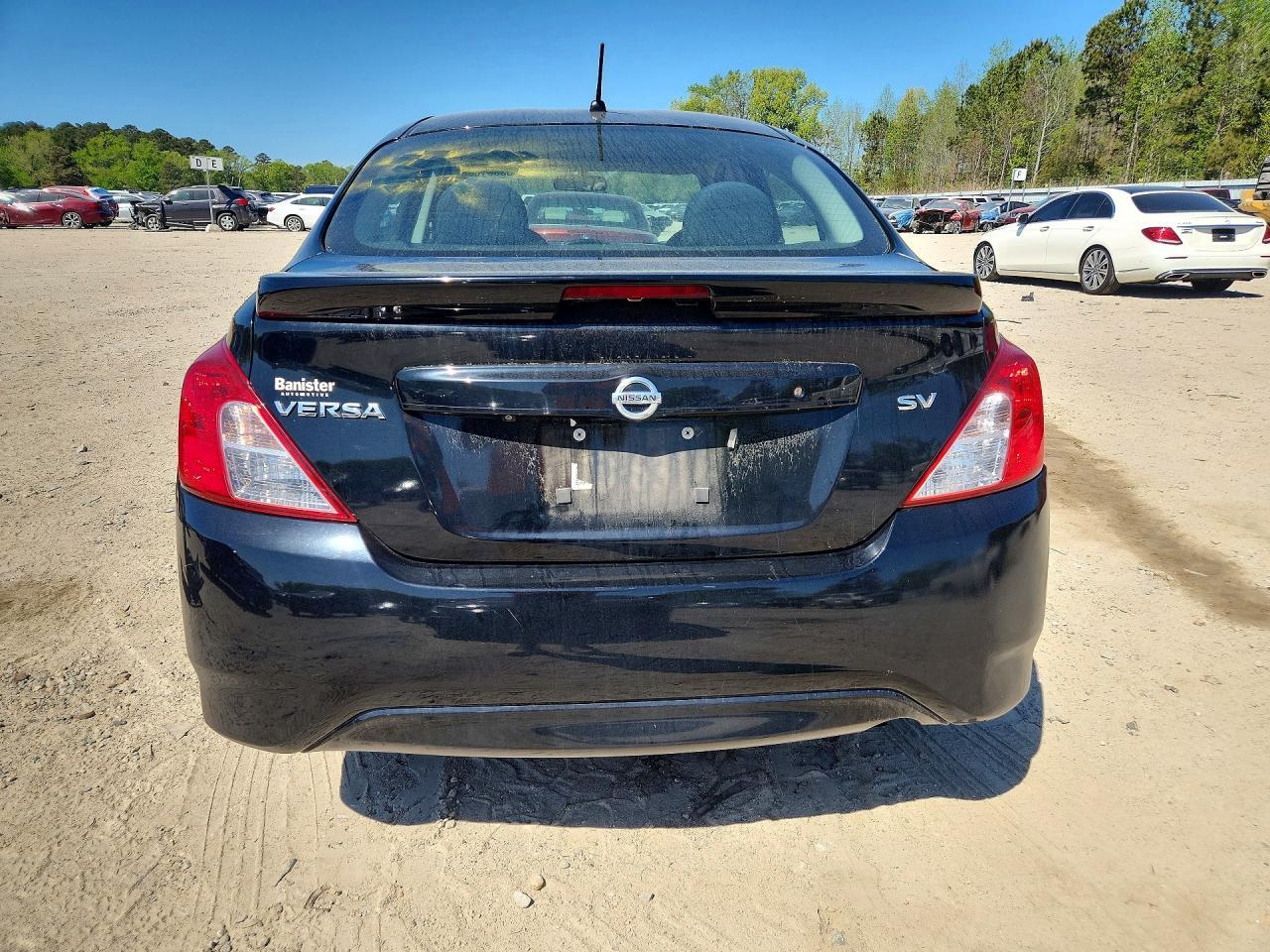 2019 NISSAN VERSA