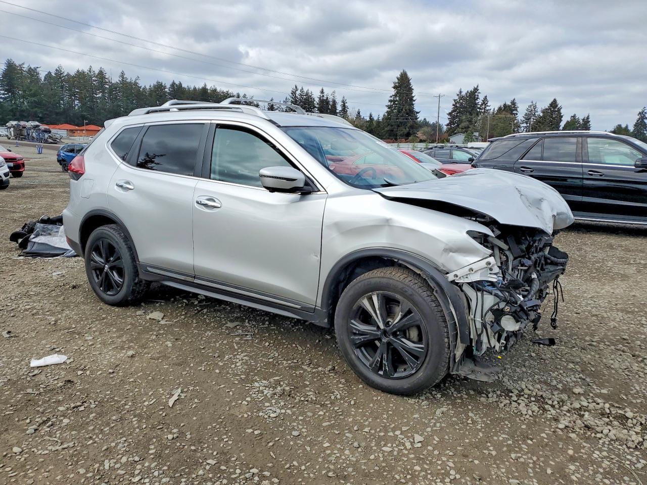 2018 NISSAN ROGUE