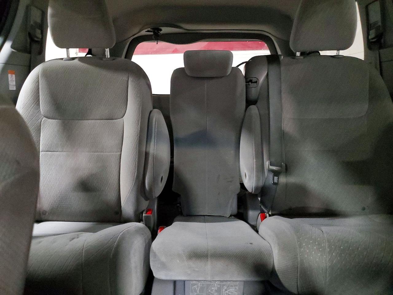 2017 TOYOTA SIENNA