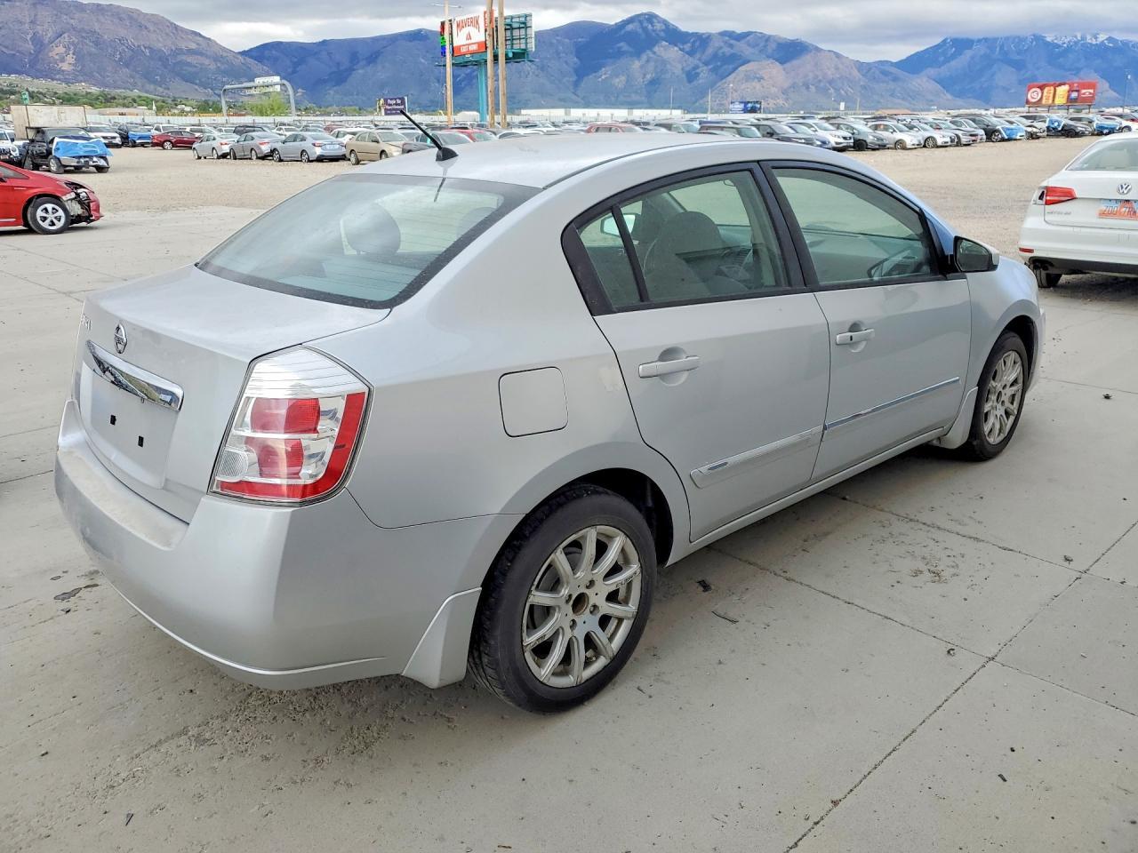 2010 NISSAN SENTRA