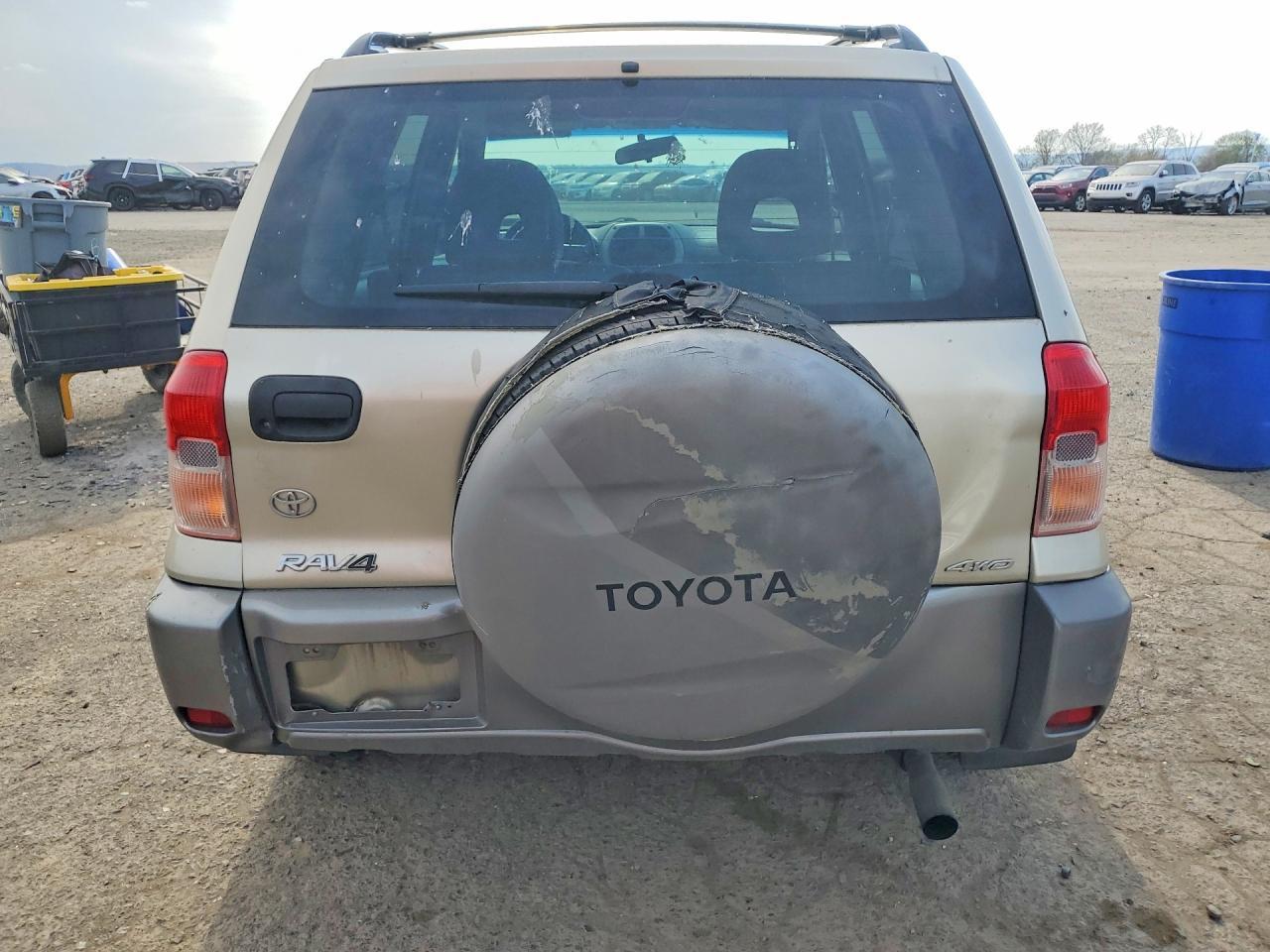 2002 TOYOTA RAV4