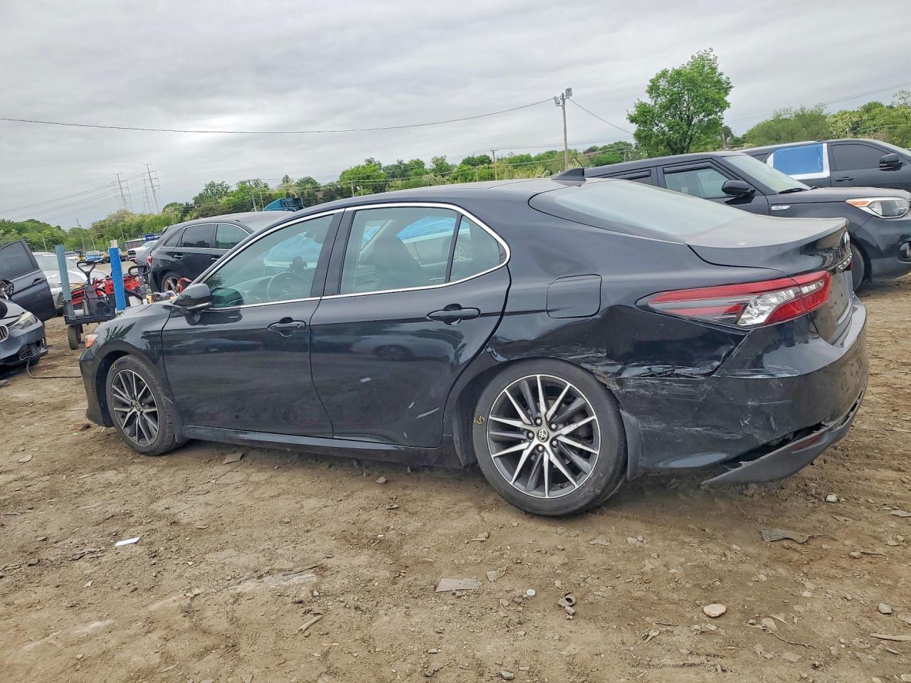 2021 TOYOTA CAMRY