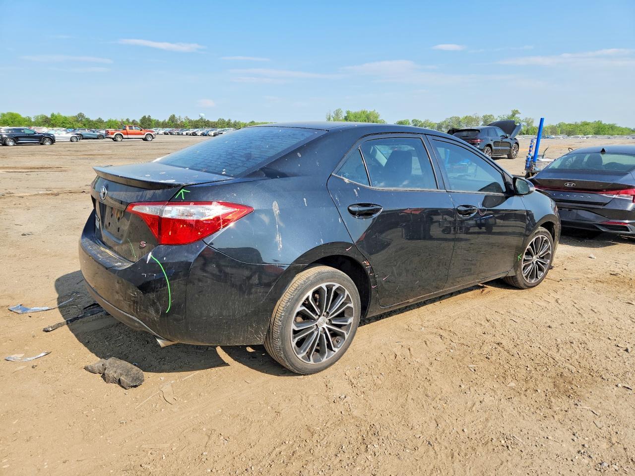 2015 TOYOTA COROLLA