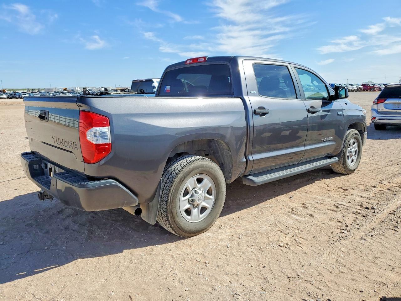 2018 TOYOTA TUNDRA
