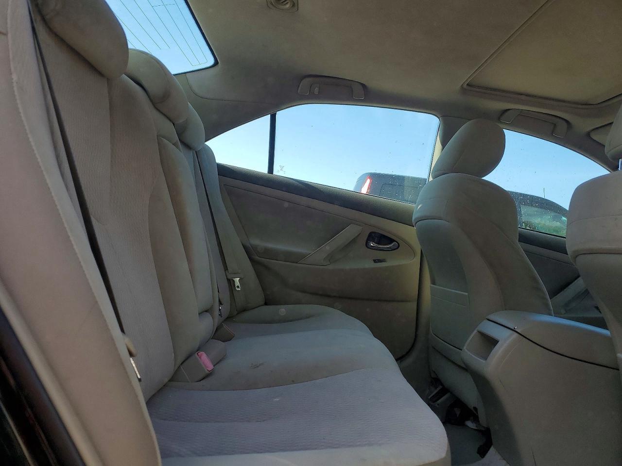 2010 TOYOTA CAMRY