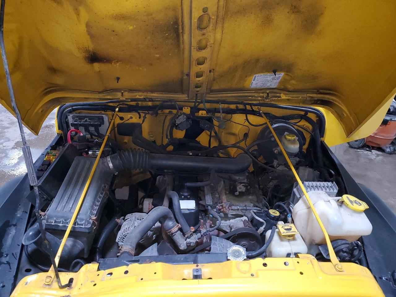 2004 JEEP WRANGLER