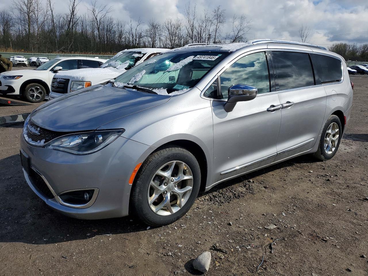 2019 CHRYSLER Pacifica