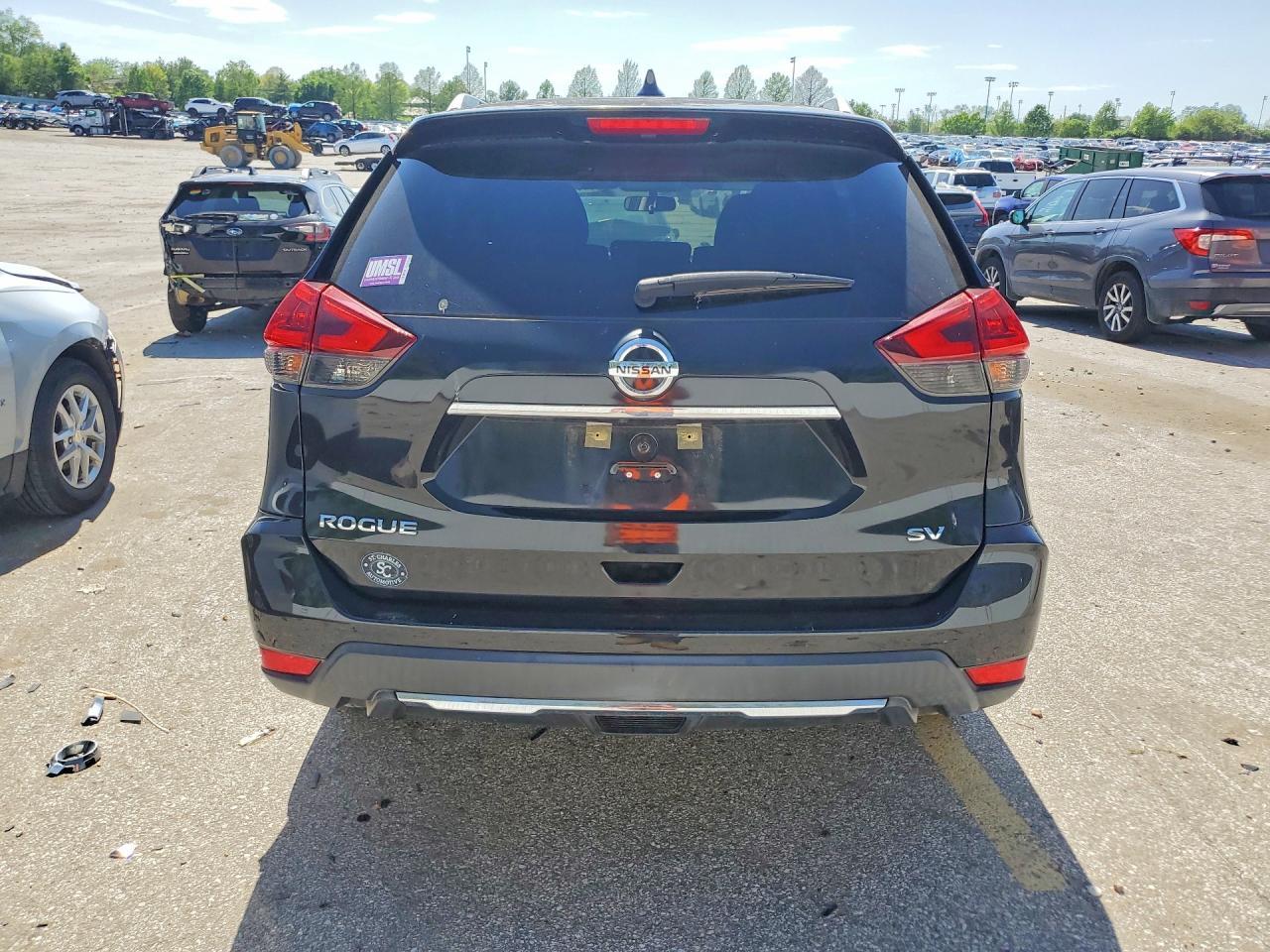 2018 NISSAN ROGUE
