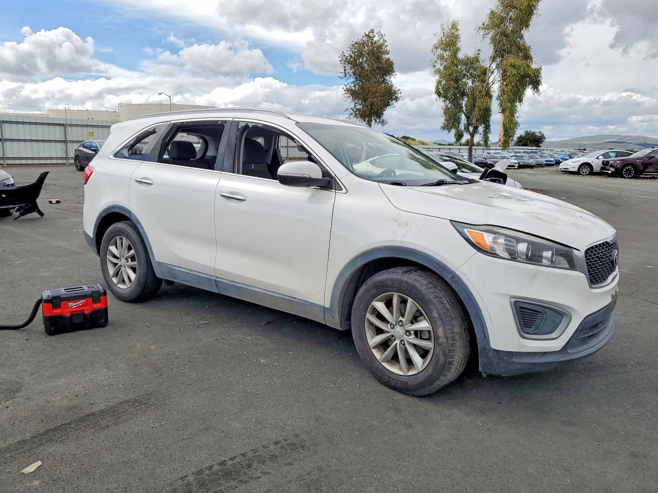 2017 KIA SORENTO