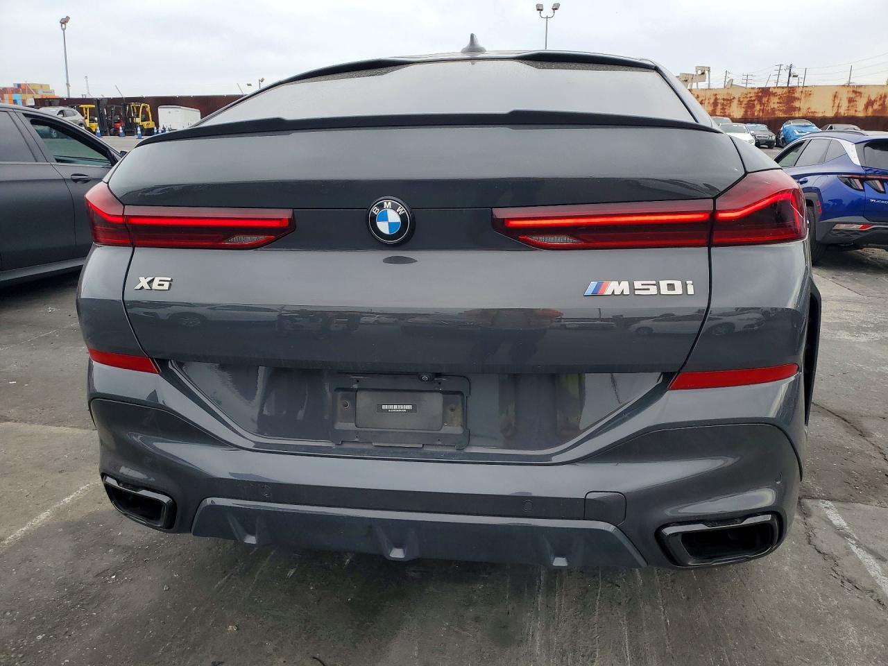 2021 BMW X6