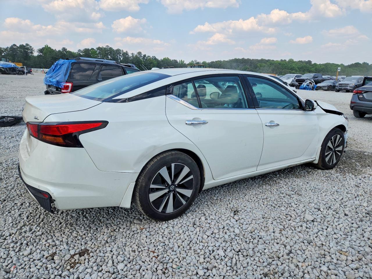 2019 NISSAN ALTIMA
