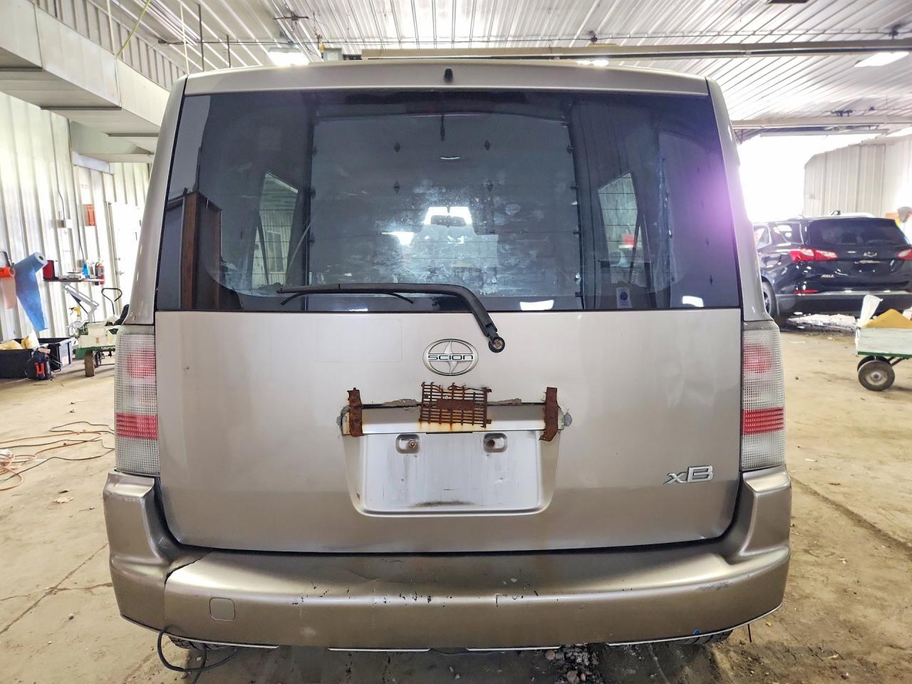 2006 TOYOTA SCION
