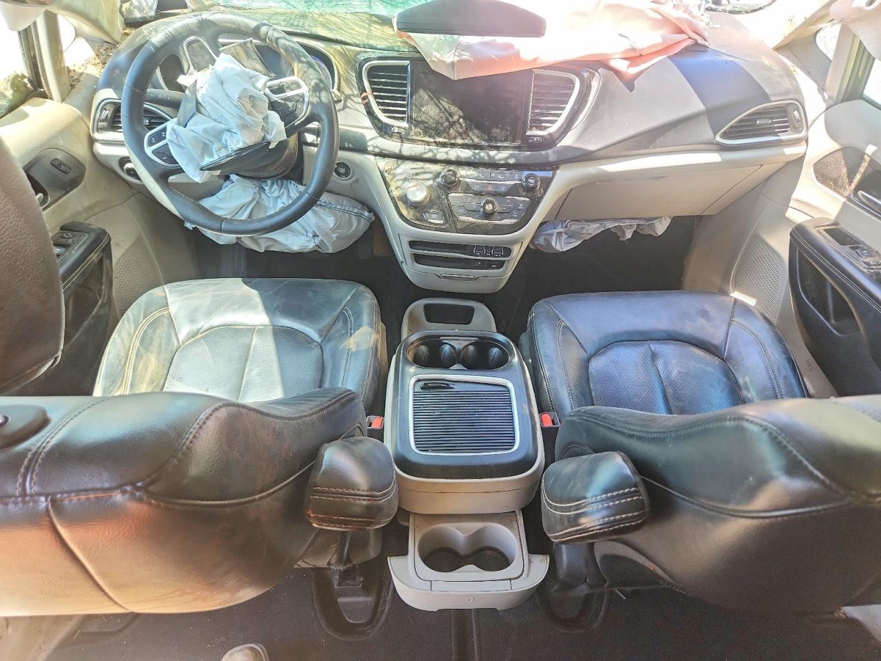 2022 CHRYSLER Pacifica