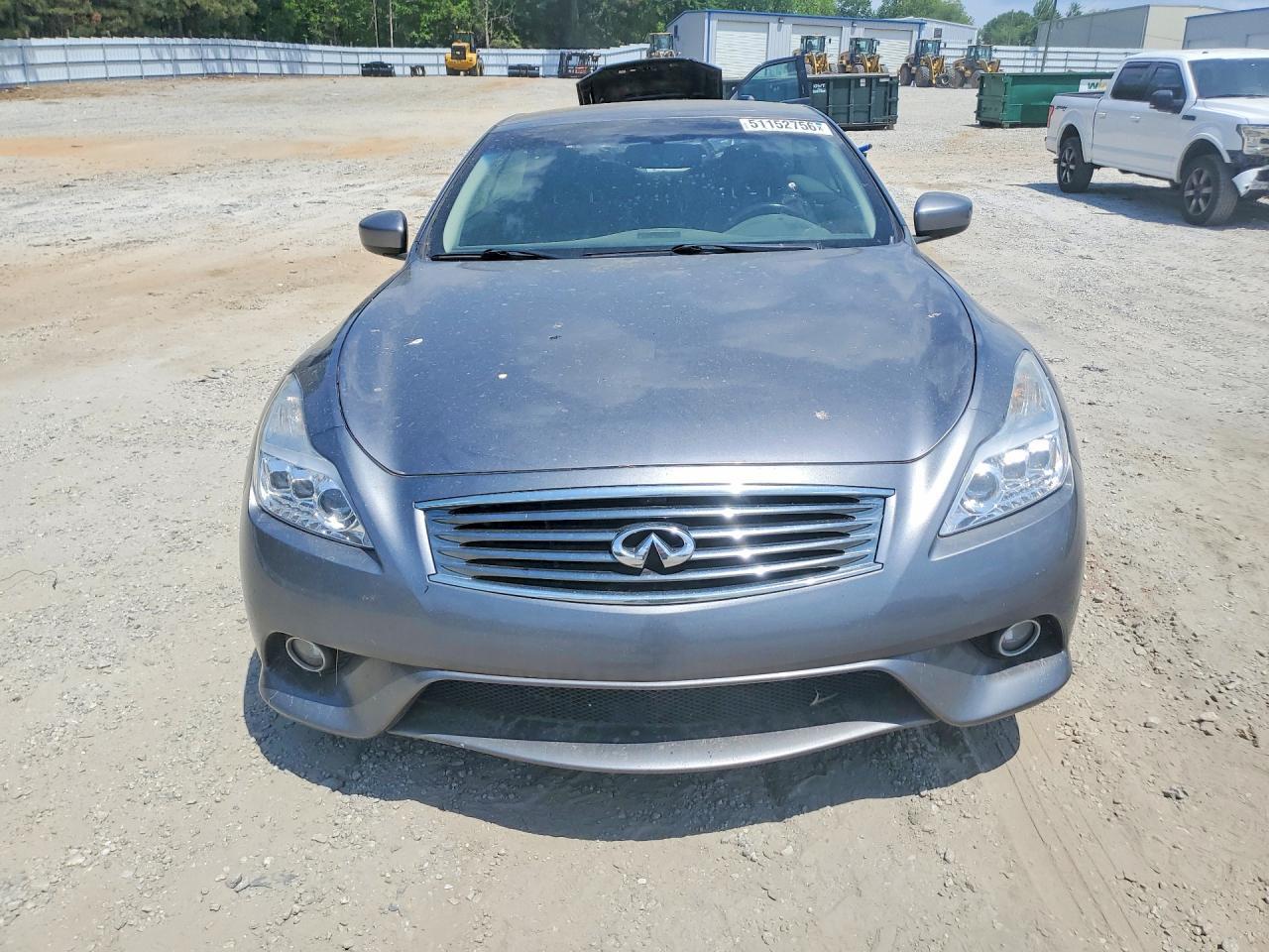 2011 INFINITI G37