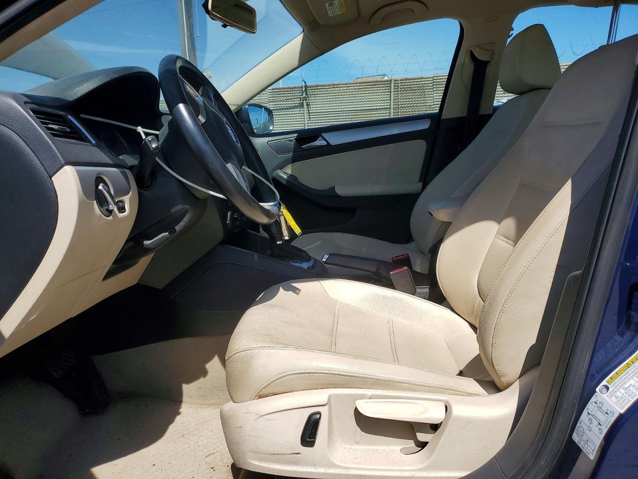 2014 VOLKSWAGEN JETTA