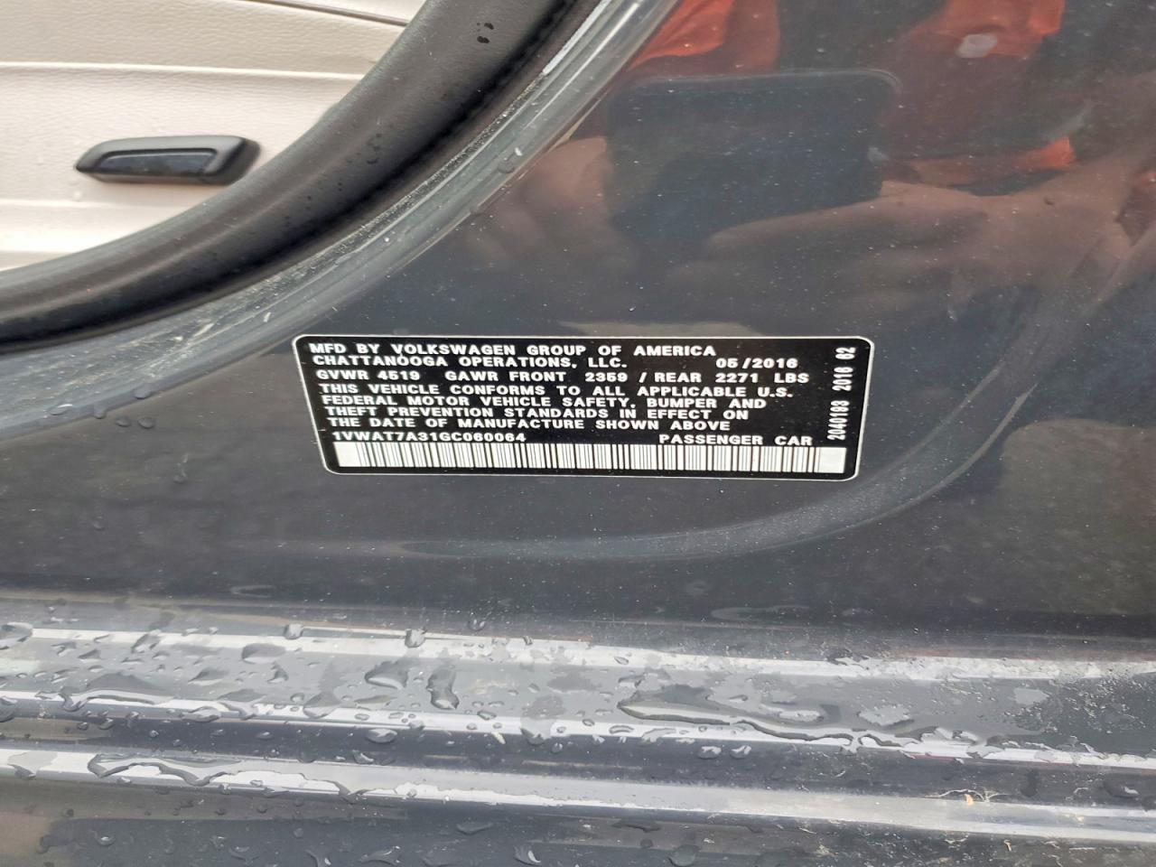 2016 VOLKSWAGEN Passat