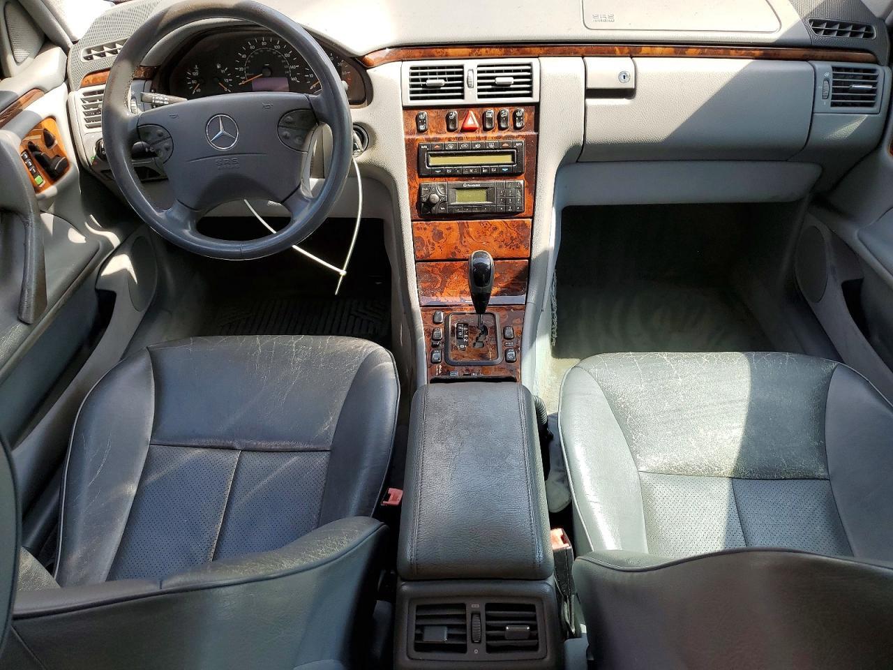 2001 MERCEDES-BENZ E-Class